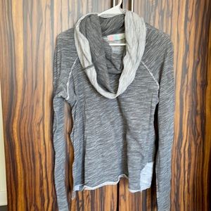 Free people women’s sweater